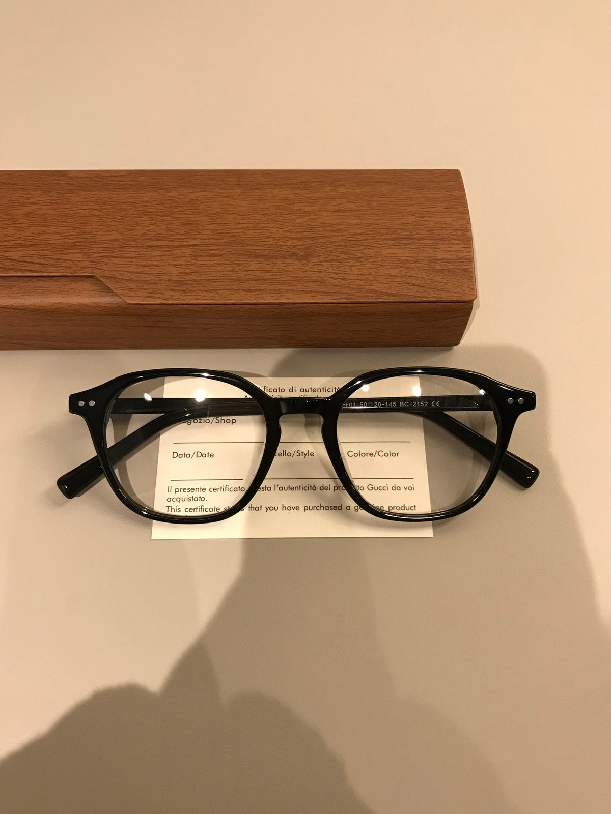 Retro Eyeglass Frames with a Rounded Front and Broad Temples, Four Colors