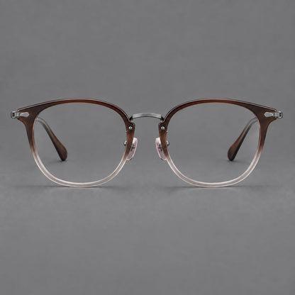 Classic soft square eyeglasses in acetate and titanium with engraved temples and corner accents in Tea Brown Gradient / Dark Gray, front view frame detail
