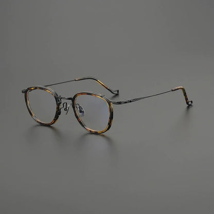 CINILY eyewear lens detail