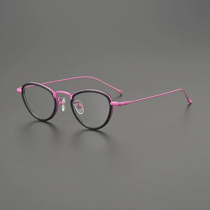 CINILY eyewear lens detail
