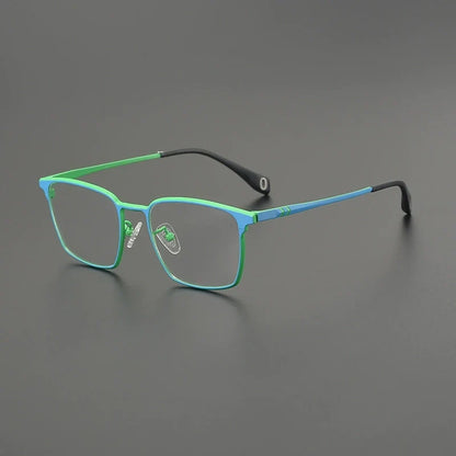 CINILY eyewear temple detail