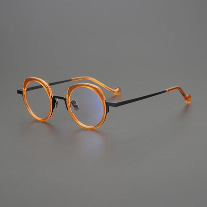 CINILY eyewear lens detail