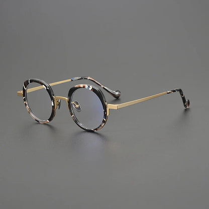 CINILY eyewear frame detail