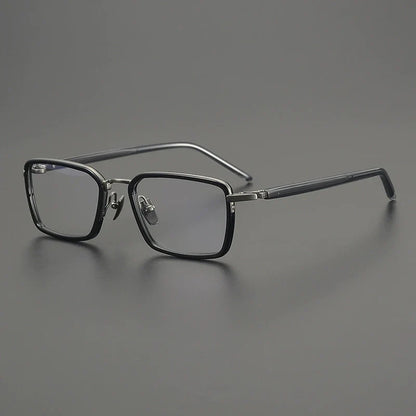 CINILY eyewear lens detail