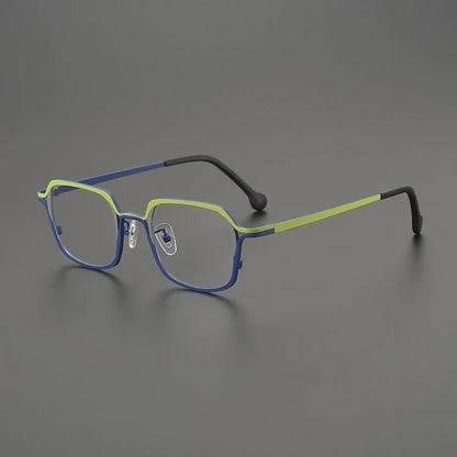 CINILY eyewear lens detail