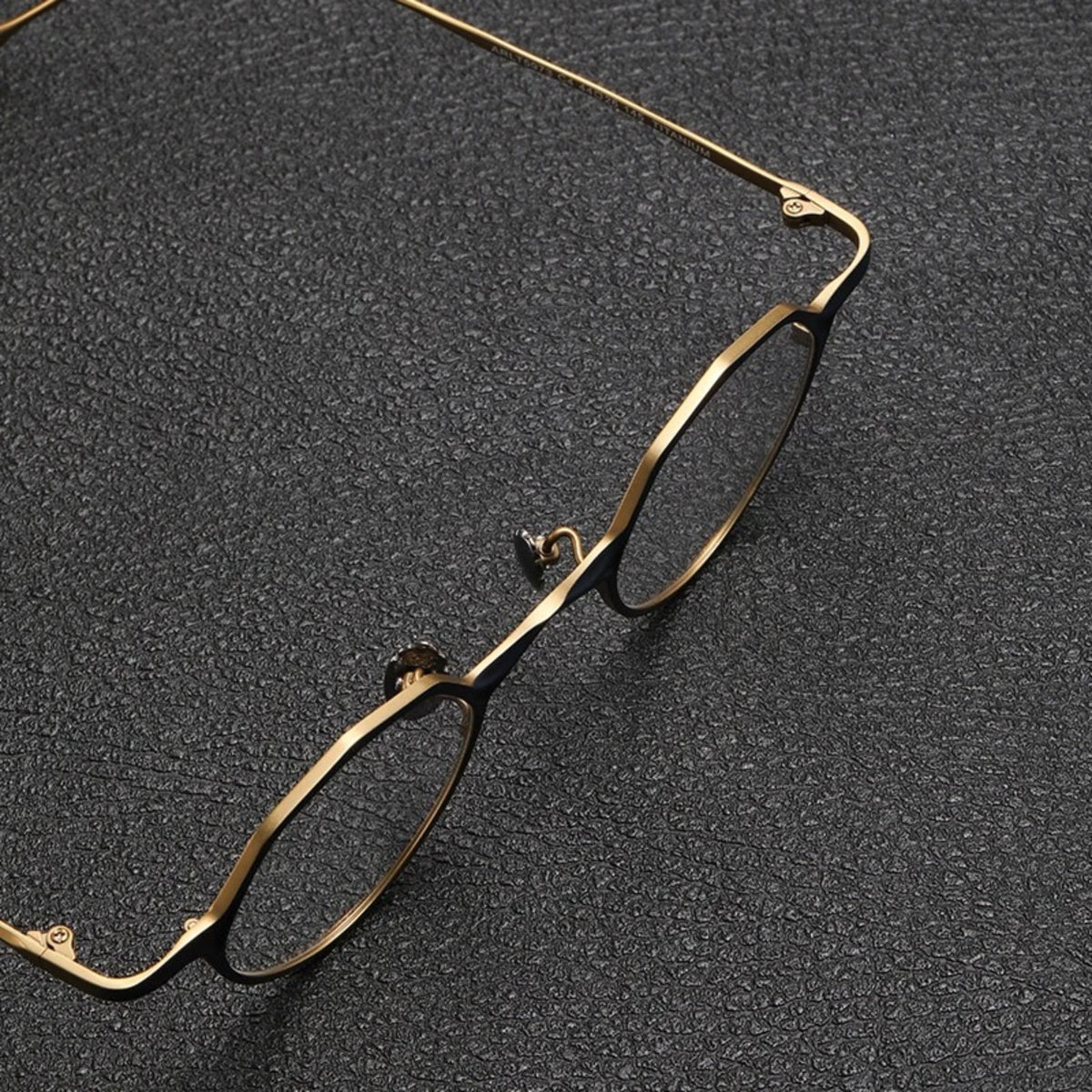 CINILY eyewear
