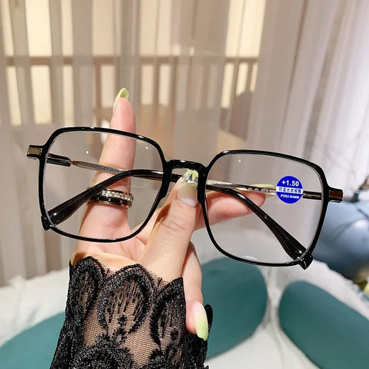 CINILY eyewear