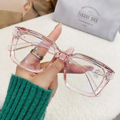 CINILY eyewear temple detail