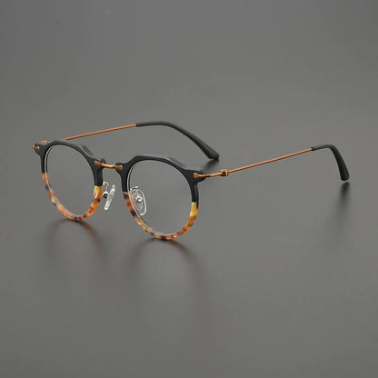 CINILY eyewear lens detail