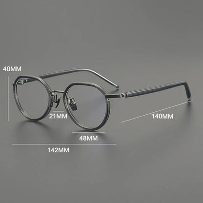 CINILY eyewear temple detail