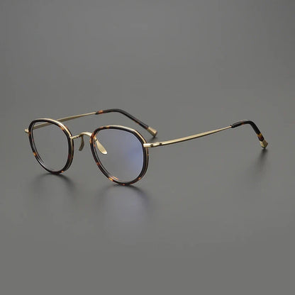 CINILY eyewear lens detail