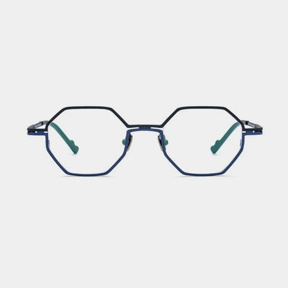 CINILY eyewear temple detail