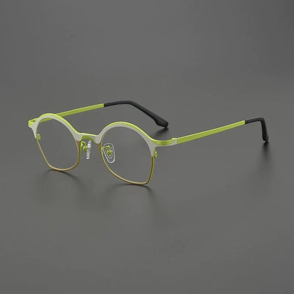 CINILY eyewear lens detail