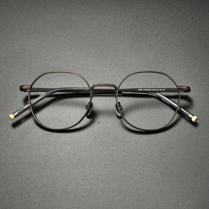CINILY eyewear lens detail