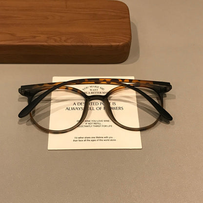 Rounded Square Frames | Slim Temples temple detail