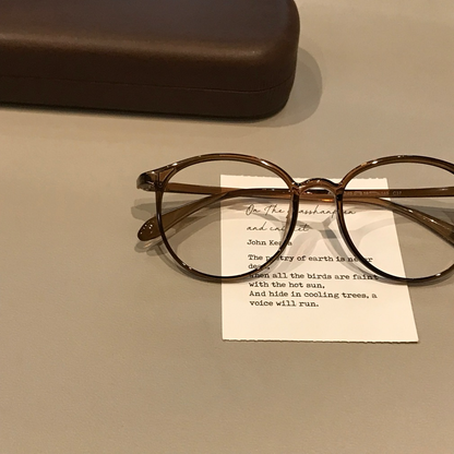 Rounded Square Frames | Slim Temples side view