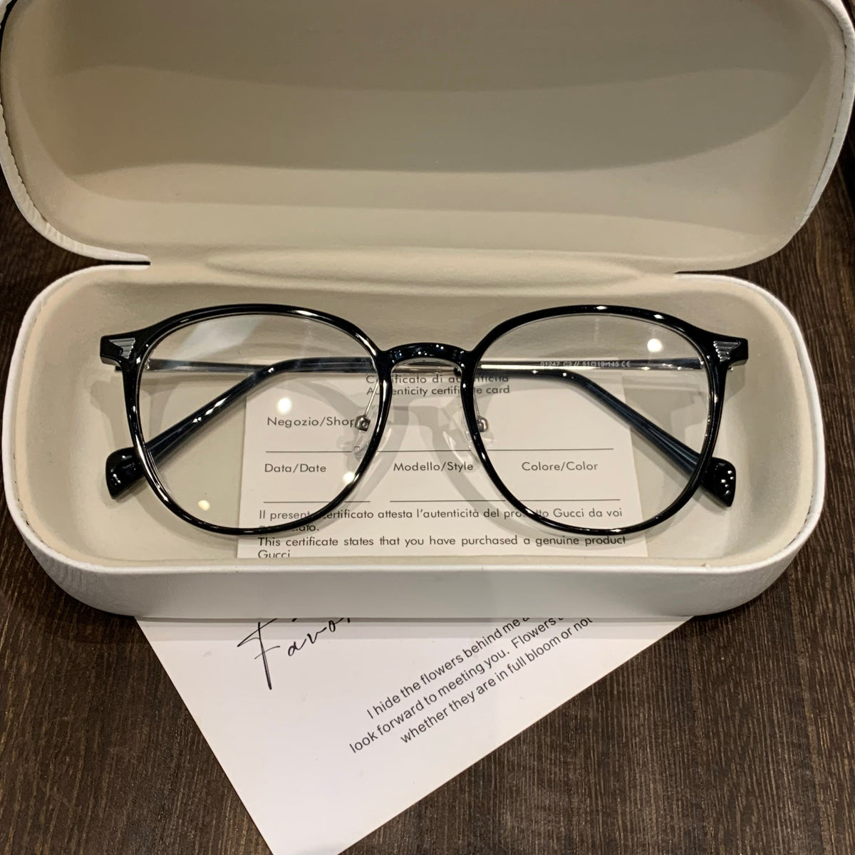 Slender Round Frames | Tortoise, Black or Clear temple detail
