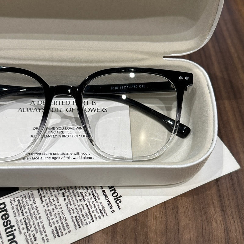 Oversized Rounded Square Eyeglass Frames temple detail