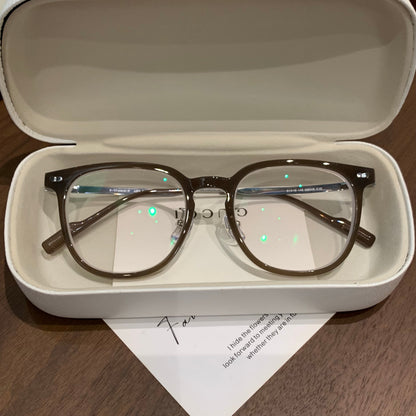 Rounded Square Frames | Latte Brown or Black lens detail