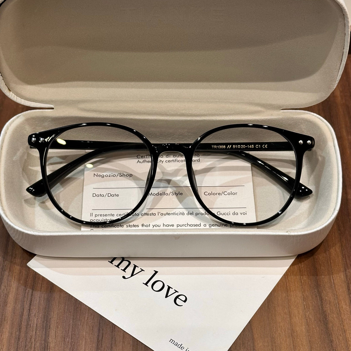 Retro Square Frames | Thin Temples - Black