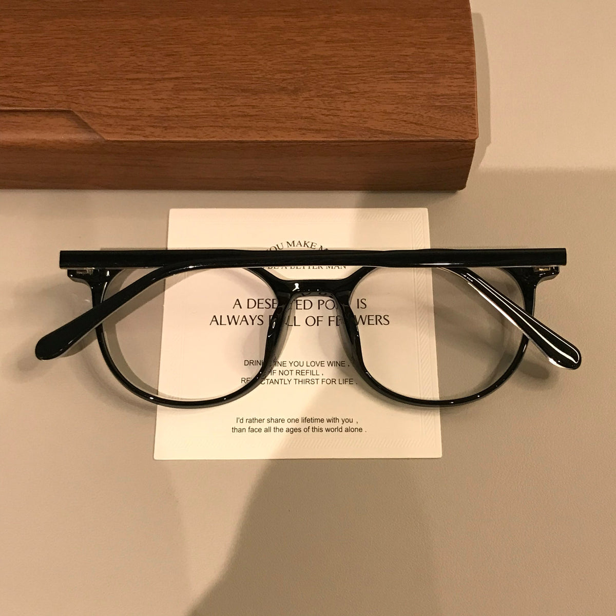 Retro Round Eyeglass Frames with a Keyhole-Style Bridge, Tortoiseshell or Black