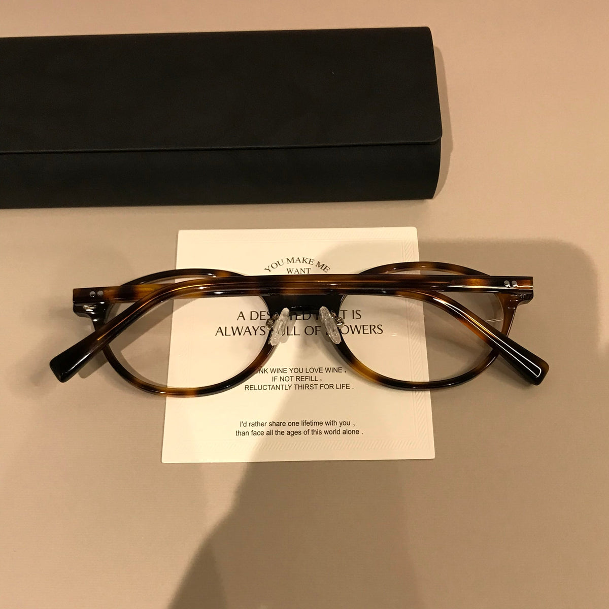 Wide Oval Eyeglass Frames | Tortoiseshell temple detail