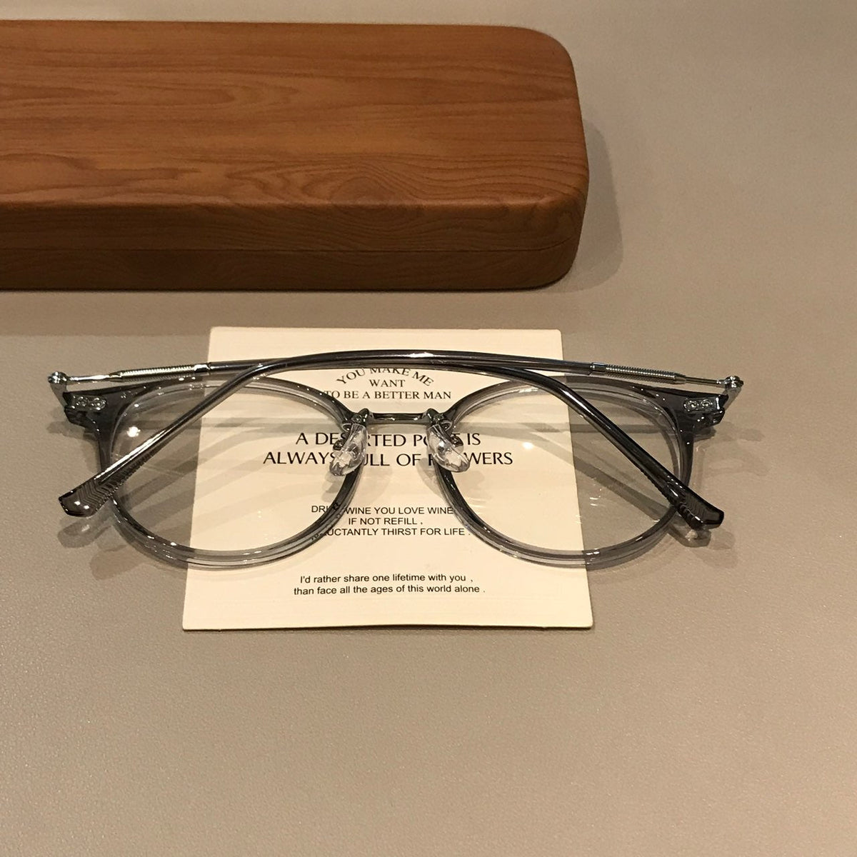 Rounded Geometric Frames | Translucent Ice Gray frame detail