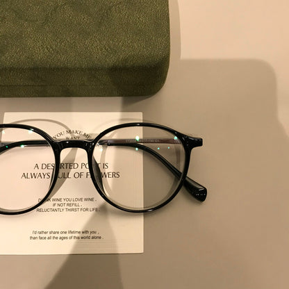 Round Keyhole Frames | Black or Clear Tea Brown temple detail