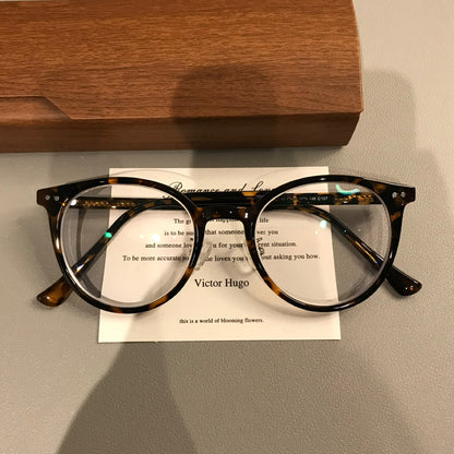 Round Eyeglass Frames | Corner Accents