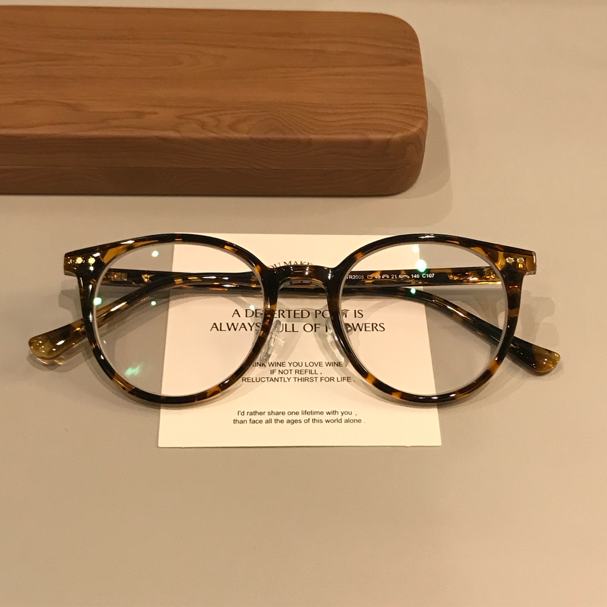 Round Eyeglass Frames | Corner Accents front view
