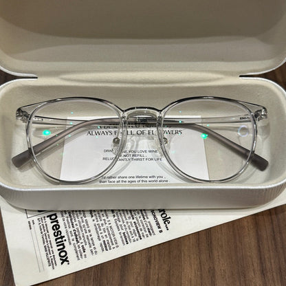 Wide Square Eyeglass Frames | Rounded Corners lens detail