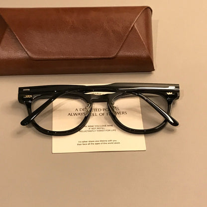 Men's Oversized Square Frames | Thick Black Front lens detail