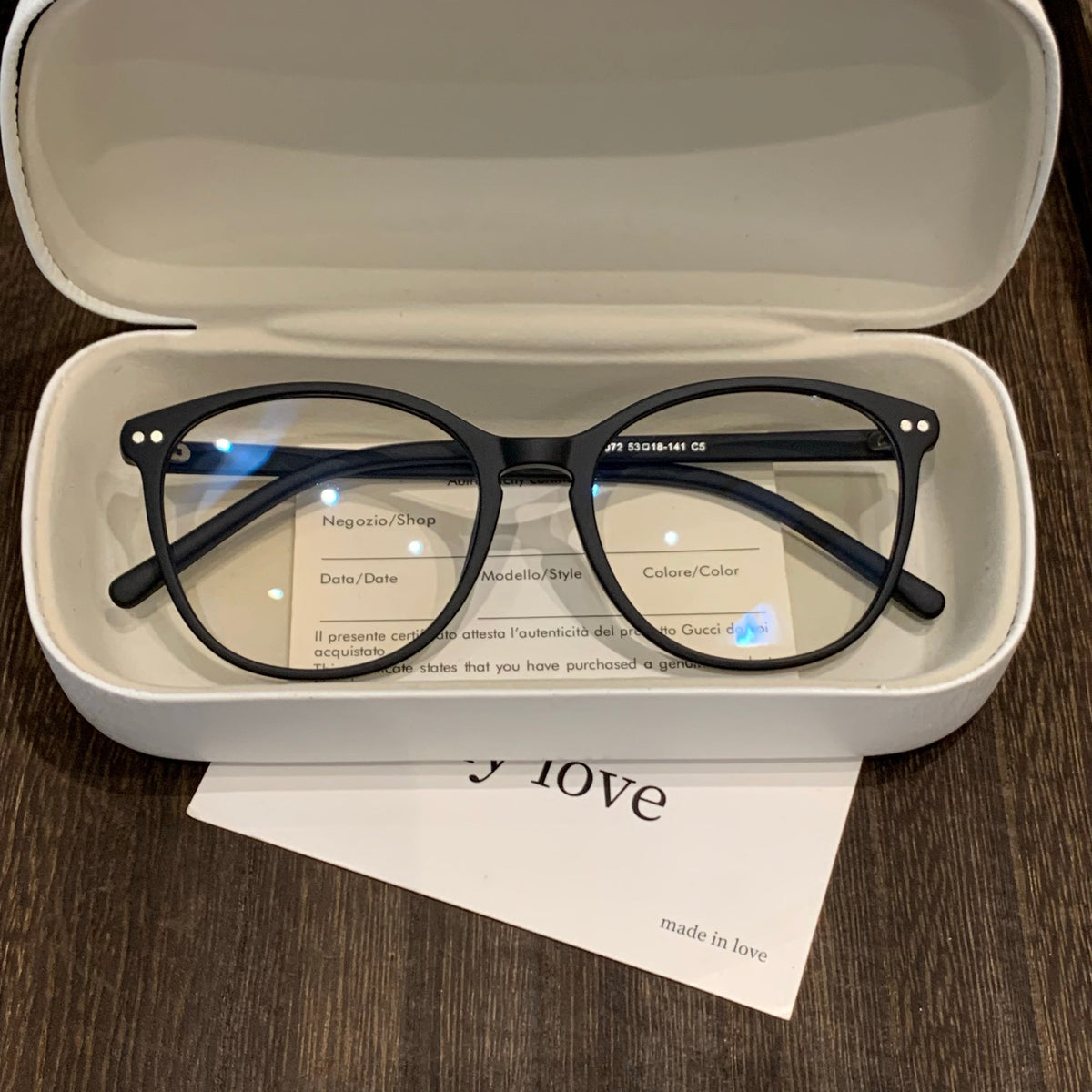 Rounded Square Eyeglass Frames with Slim Temples and Corner Accents, Five Colors