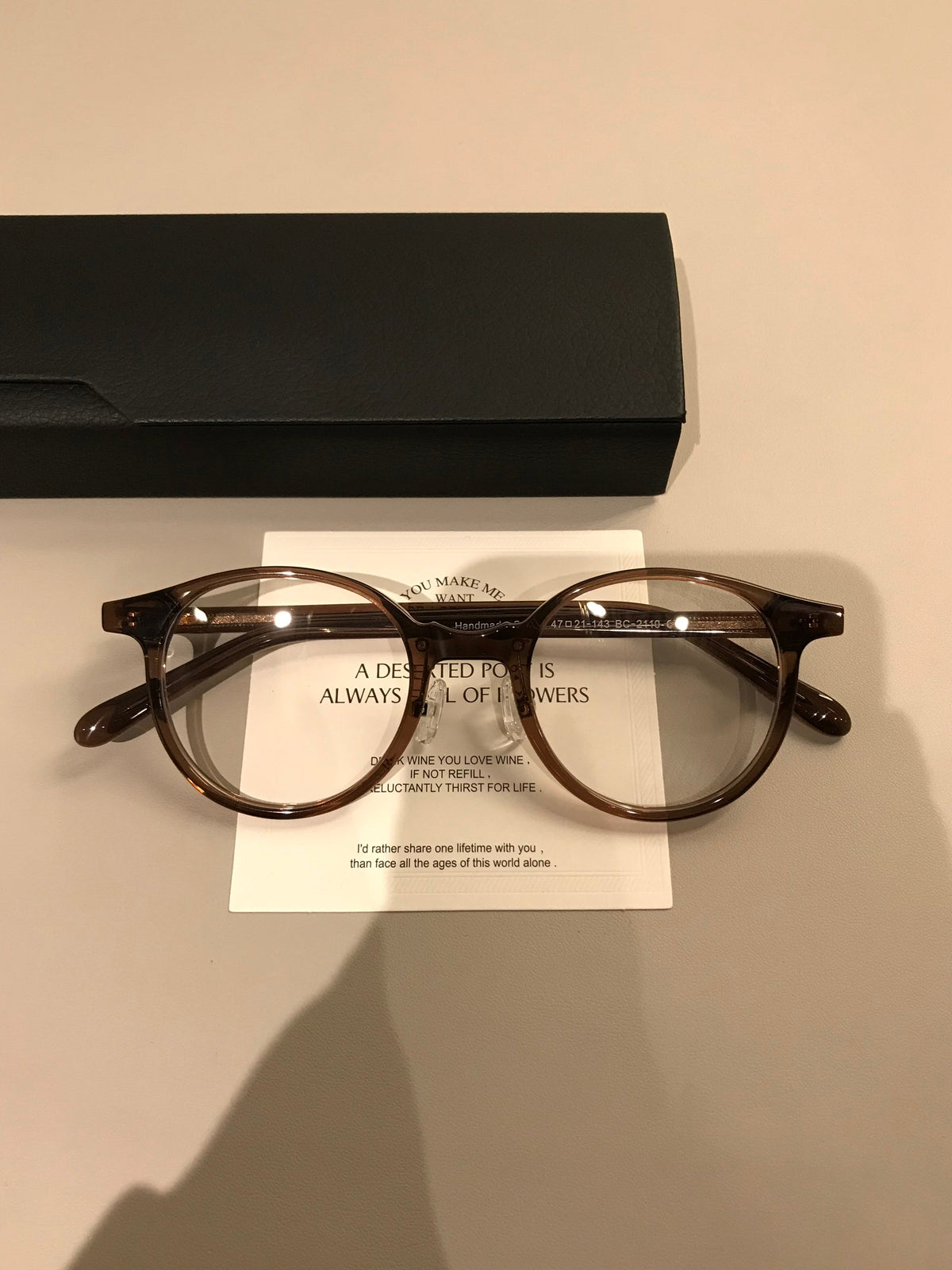 Compact Boston Round Eyeglass Frames temple detail